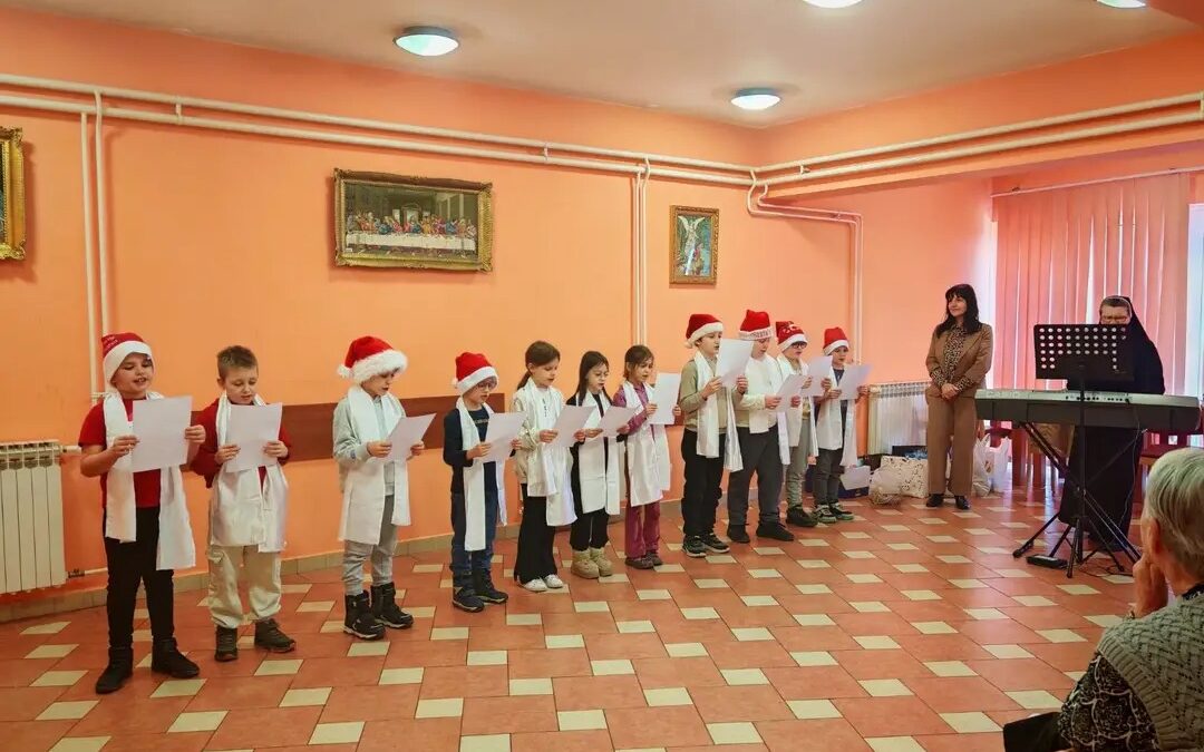 Posjet staračkom domu